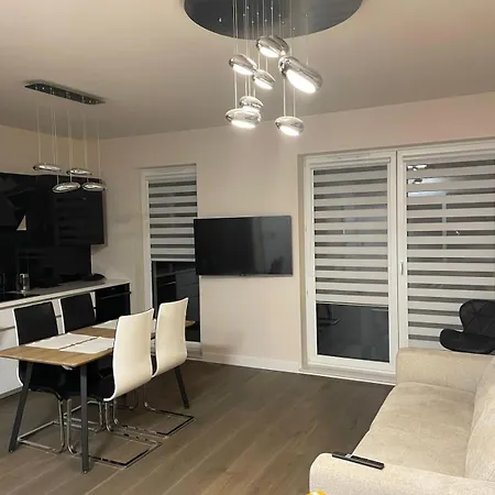 Station Modern شقة فروتسواف